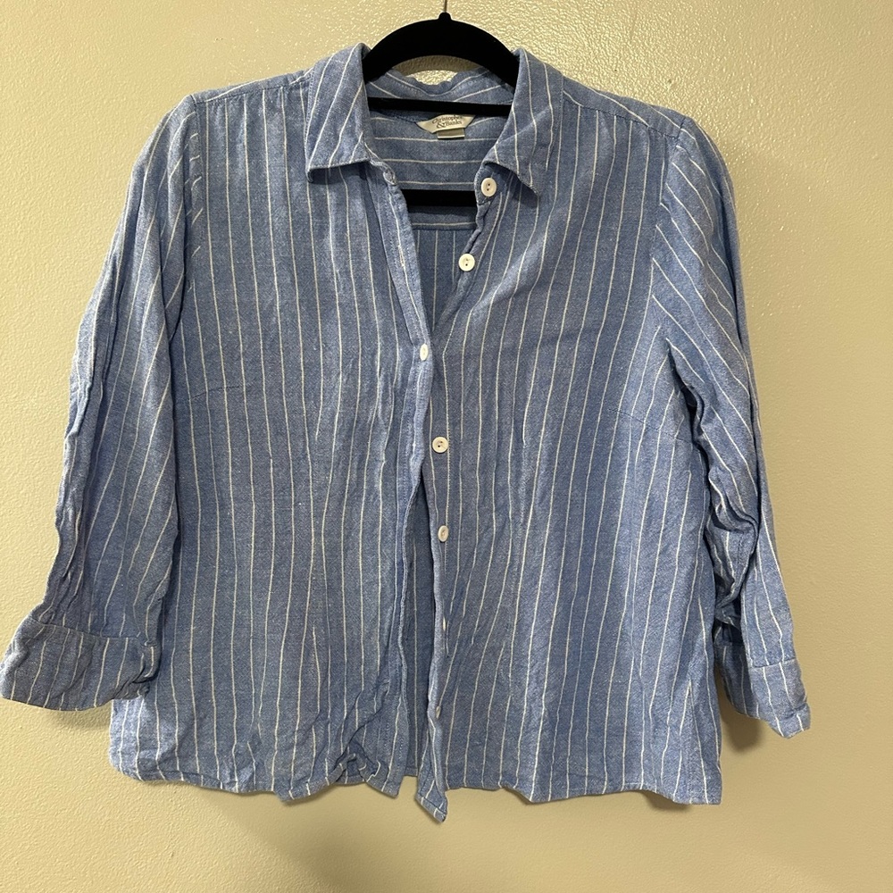 Christopher and Banks 3/4 sleeve- great Coastal Grandma Vibe. Linen material